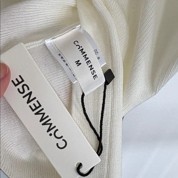 Commense Metal Detail V-Neck Wool Blend Sweater NWT Size M - Picture 6 of 6